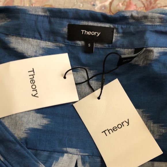 Theory Tamalee SS Spot Ikat Top - Picture 11 of 12